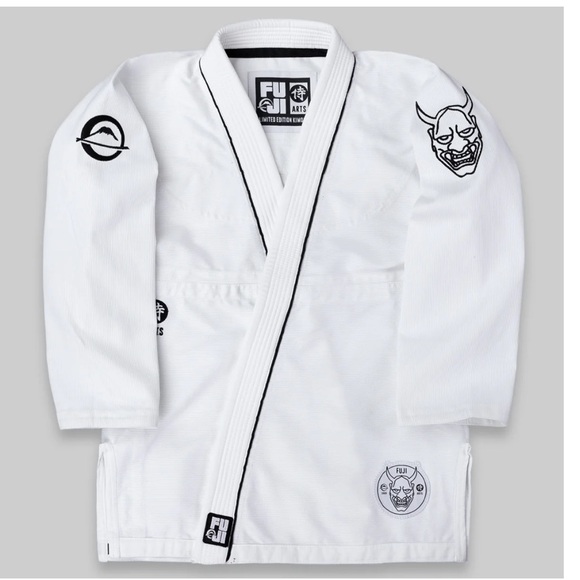 NEW Fuji Women’s W2 w/big patch, tags and in bag. Sizing chart also in photos. - Picture 6 of 9